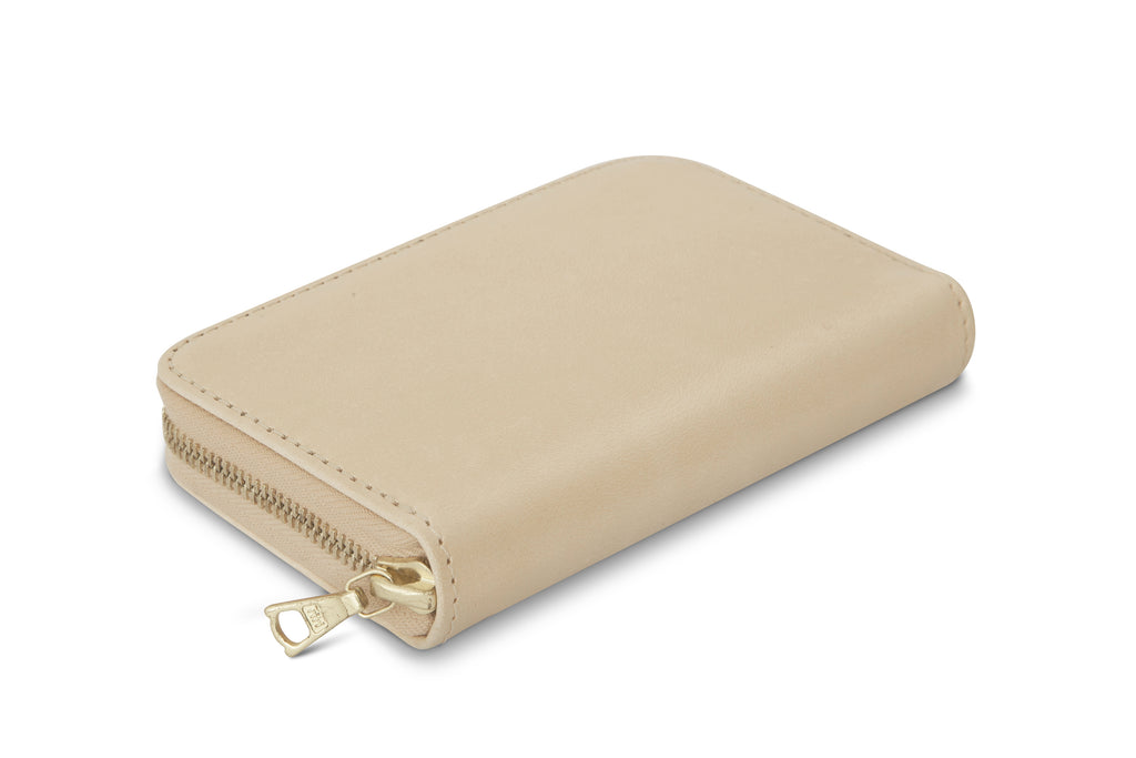 Leather wallet colour natural tan made from vegetable tanned leather with Riri zipper by LWA Studio. 
