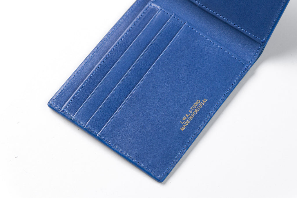 Leather billfold wallet colour blue made from vegetable tanned leather with Riri zipper by LWA Studio.