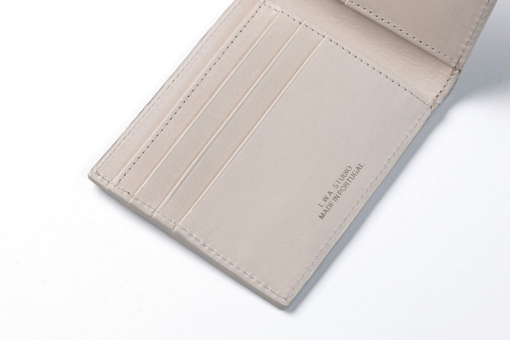 Leather billfold wallet colour natural tan made from vegetable tanned leather by LWA Studio. 